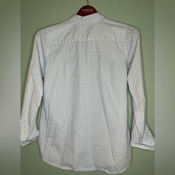 L.L. bean| Quatrefoil Pattern Button Down Shirt - Picture 3 of 5